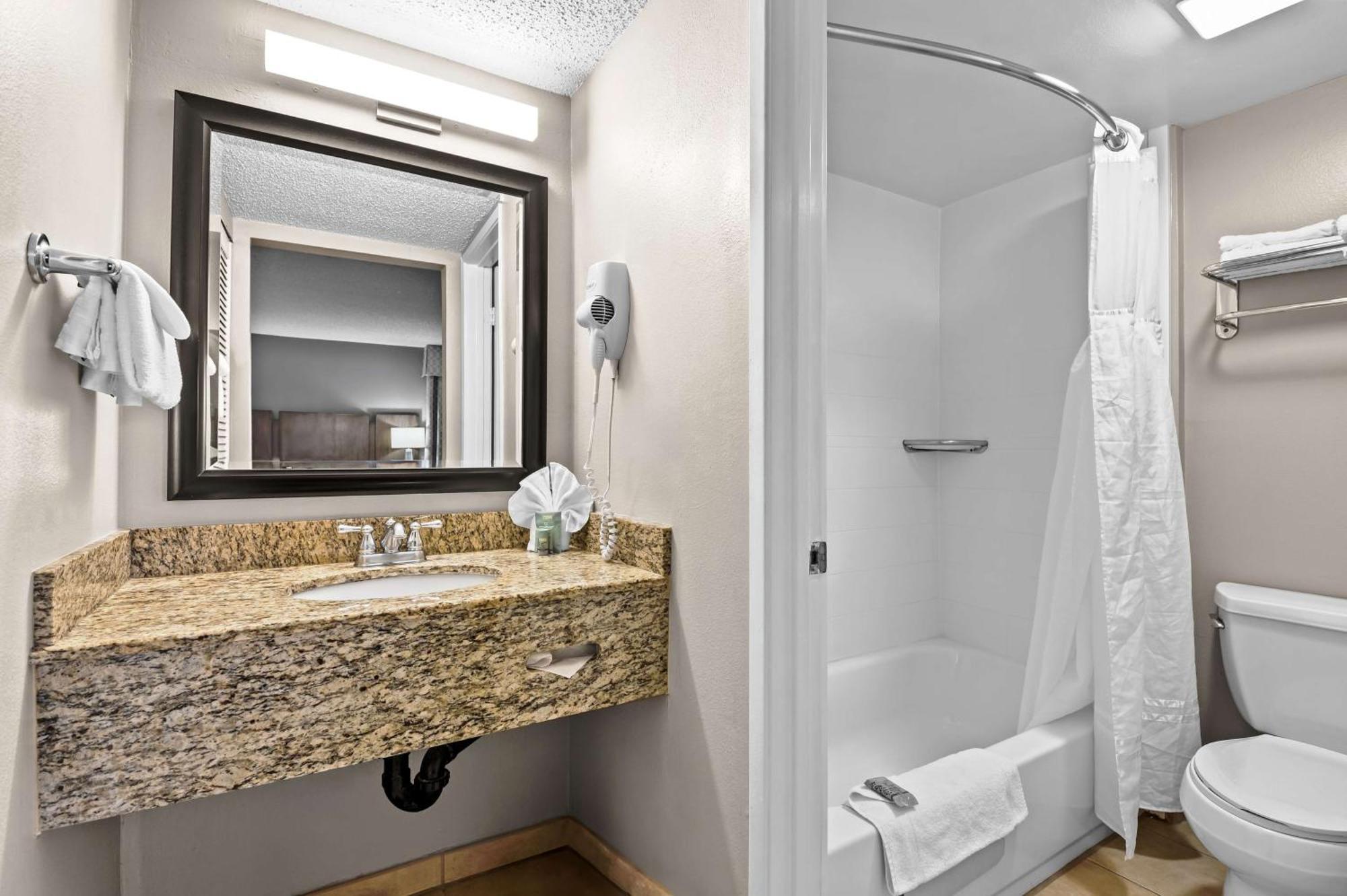 Best Western Los Alamitos Inn & Suites Zewnętrze zdjęcie