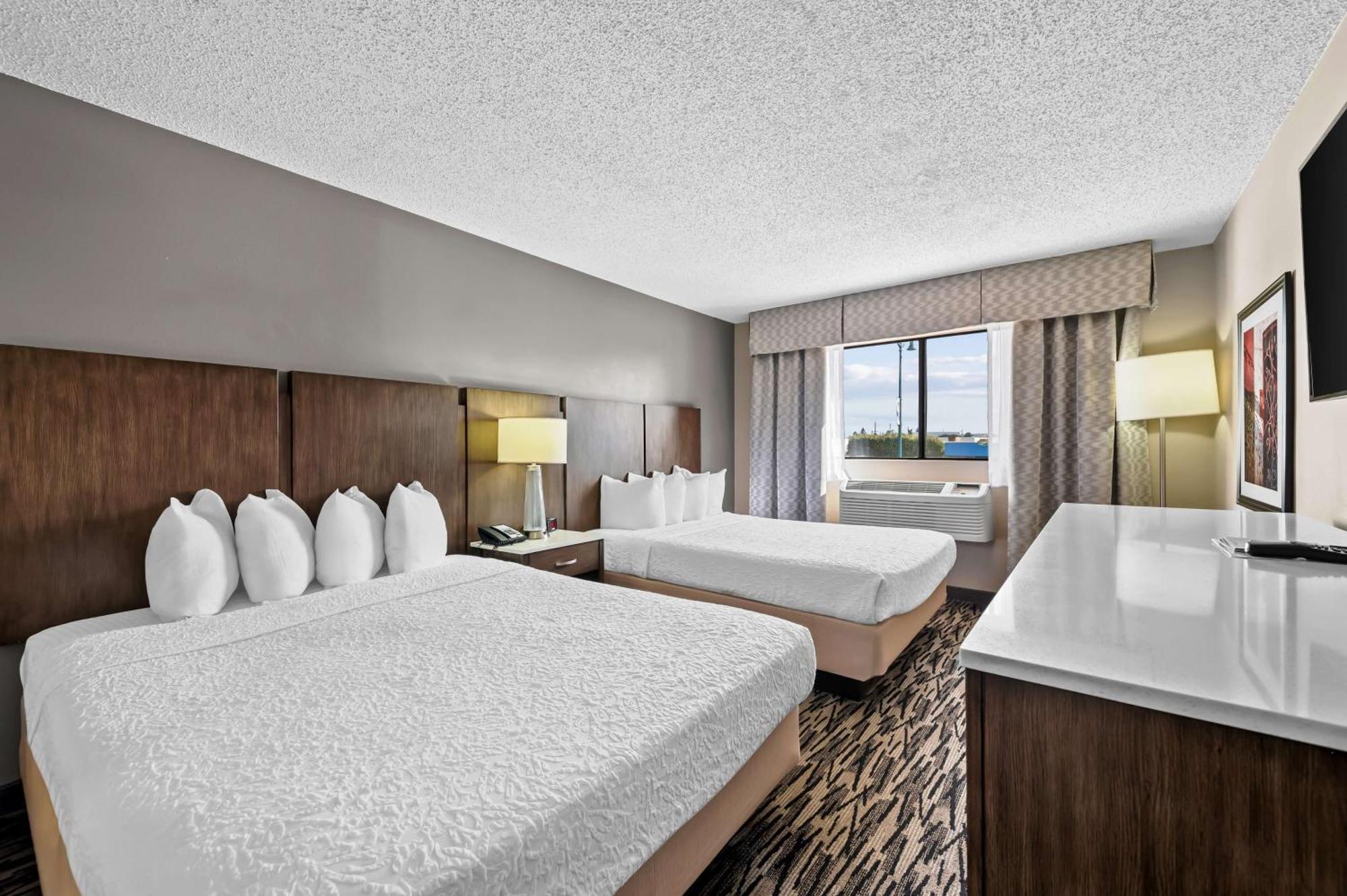 Best Western Los Alamitos Inn & Suites Zewnętrze zdjęcie
