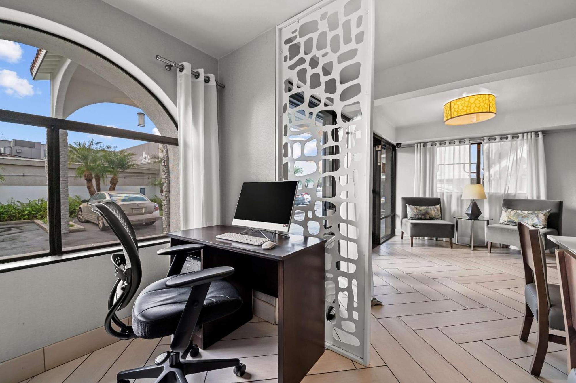 Best Western Los Alamitos Inn & Suites Zewnętrze zdjęcie