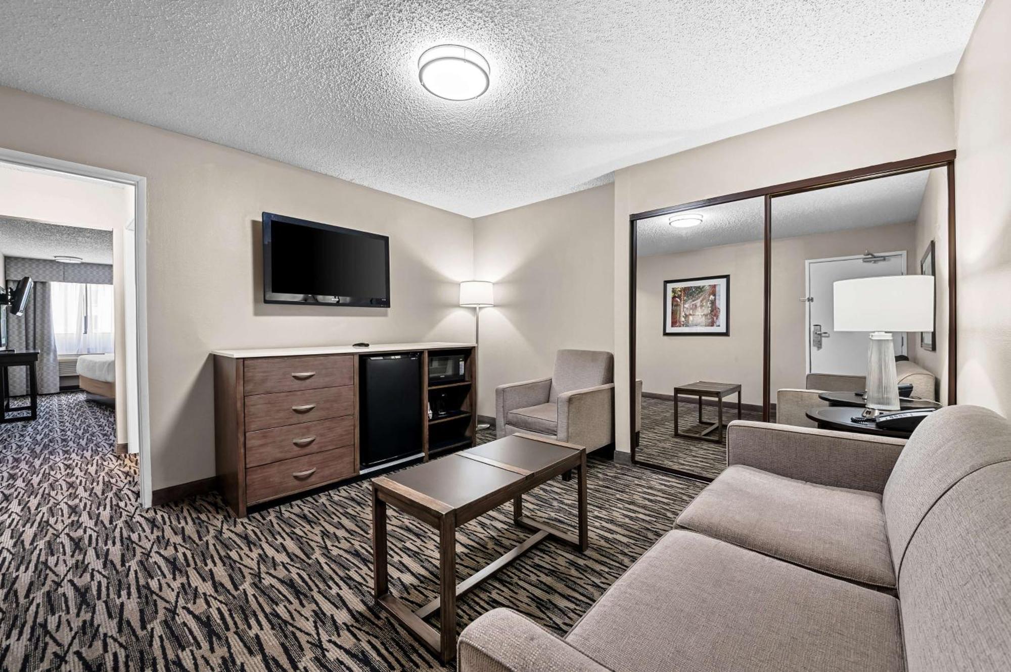 Best Western Los Alamitos Inn & Suites Zewnętrze zdjęcie